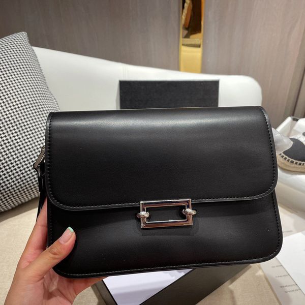 design s autumn new underarm net versatile tofu single shoulder niche texture women's bag
design s autumn new underarm net versatile tofu single shoulder niche texture women's bag