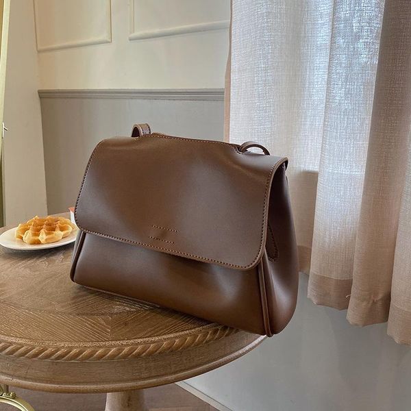 evening bags rich dark brown korean ins 2021 autumn and winter flip design temperament commuter pu bag women's shoulder messenger
evening bags rich dark brown korean ins 2021 autumn and winter flip design temperament commuter pu bag women's shoulder messenger