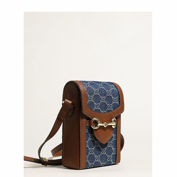 cowboy bi'an flower mobile phone bag women's 2021 new high-grade printed retro bag summer fashion messenger bag
cowboy bi'an flower mobile phone bag women's 2021 new high-grade printed retro bag summer fashion messenger bag