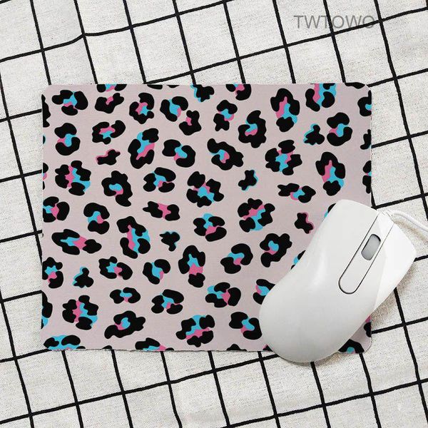 mouse pads & wrist rests pink leopard print gaming pad simple design speed 21*26cm lovely cartoon
mouse pads & wrist rests pink leopard print gaming pad simple design speed 21*26cm lovely cartoon