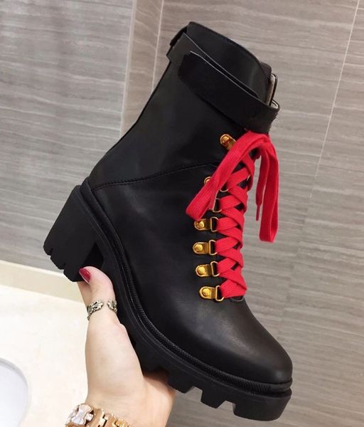 2021 boot designer boots ankleboots women spring and fall cowskin kitten heel full grain leather rubber easter day bee round head designers, Black
2021 boot designer boots ankleboots women spring and fall cowskin kitten heel full grain leather rubber easter day bee round head designers, Black