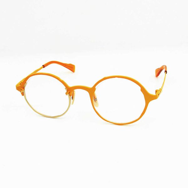 japanese design masahiro maruyama pure titanium irregular double color glasses frosted mm0052 round, White;black
japanese design masahiro maruyama pure titanium irregular double color glasses frosted mm0052 round, White;black