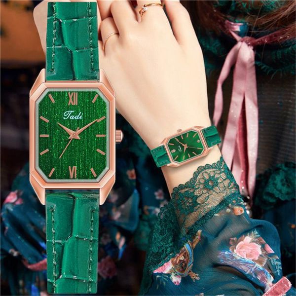 wristwatches 2021 women's fashion casual watches simple rectangle women dress leather belt quartz watch braclet relogio feminino, Slivery;brown
wristwatches 2021 women's fashion casual watches simple rectangle women dress leather belt quartz watch braclet relogio feminino, Slivery;brown