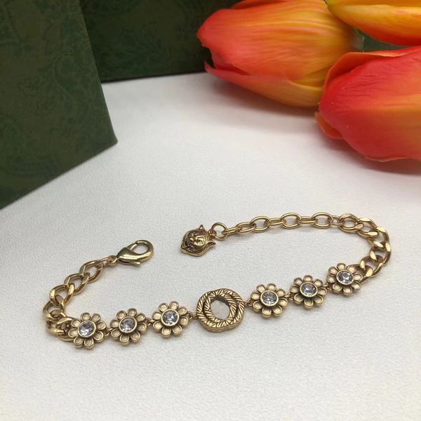 original link chain lovers classic fashion brand 925 sterling silver flower strawberry bracelet exquisite party jewelry couples gift, Black
original link chain lovers classic fashion brand 925 sterling silver flower strawberry bracelet exquisite party jewelry couples gift, Black