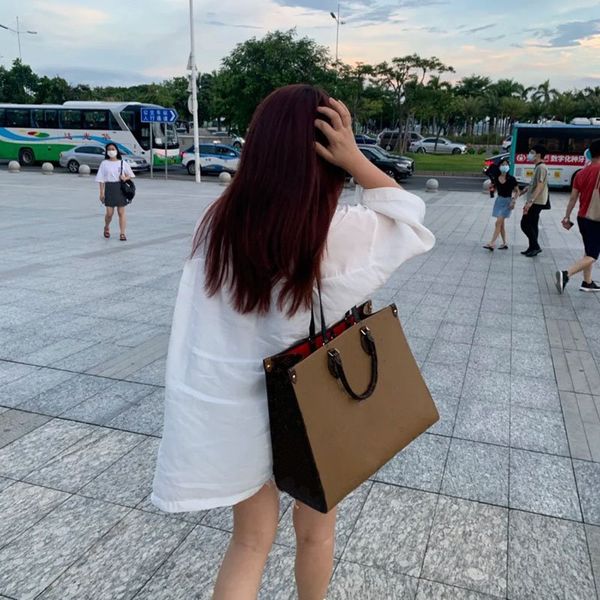 jungle large shoulder bags luxury designer female 2022 ab double sided full pu leather material tote large capacity trend shopping bag for e
jungle large shoulder bags luxury designer female 2022 ab double sided full pu leather material tote large capacity trend shopping bag for e