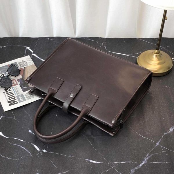 briefcases men's bag genuine leather briefcase handbag suitable for ipad business combination file a4
briefcases men's bag genuine leather briefcase handbag suitable for ipad business combination file a4