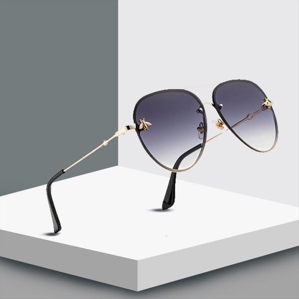 bee pilot sunglasses women fashion shades metal frame vintage brand glasses men designer male female, White;black
bee pilot sunglasses women fashion shades metal frame vintage brand glasses men designer male female, White;black