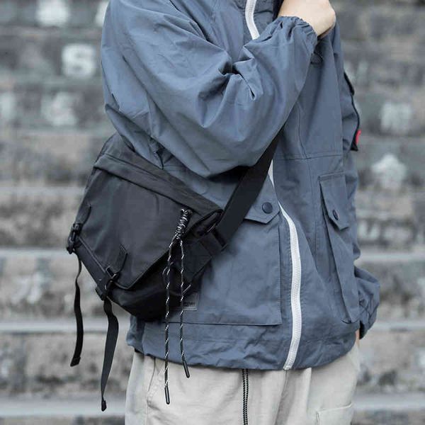 bags handbag ins fashion messenger bag single shoulder men's riding postman contracting work clothes hip hop backpack man, Black;red
bags handbag ins fashion messenger bag single shoulder men's riding postman contracting work clothes hip hop backpack man, Black;red