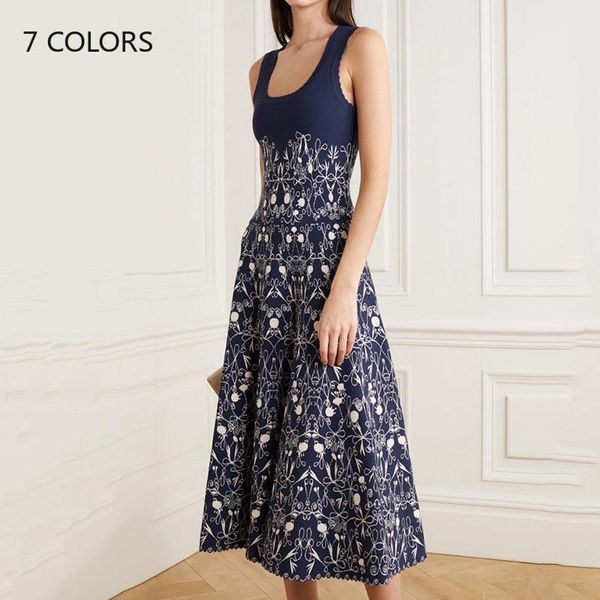 casual dresses retro jacquard knit summer dress women 2021 runway hit color sleeveless a line midi navy blue vestidos robes, Black;gray
casual dresses retro jacquard knit summer dress women 2021 runway hit color sleeveless a line midi navy blue vestidos robes, Black;gray