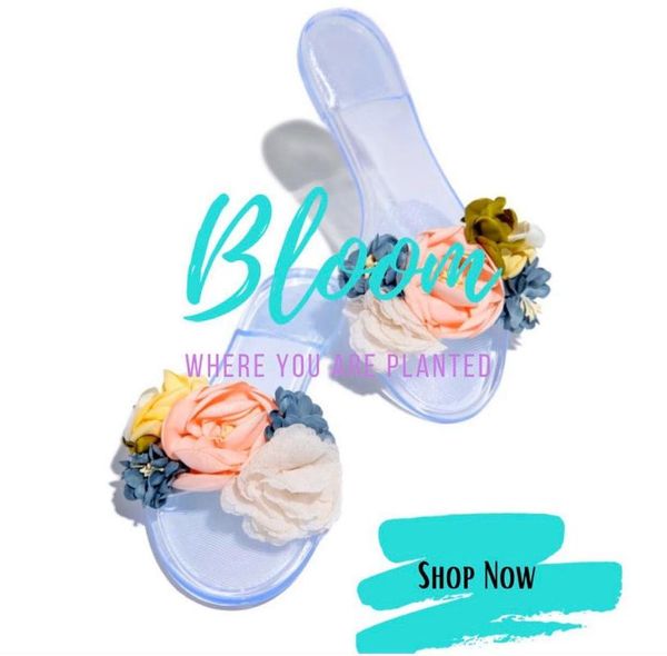 slippers summer transparent flowers slides women clear sandals beach shoes woman flats outside casual home shoe 35-43, Black
slippers summer transparent flowers slides women clear sandals beach shoes woman flats outside casual home shoe 35-43, Black