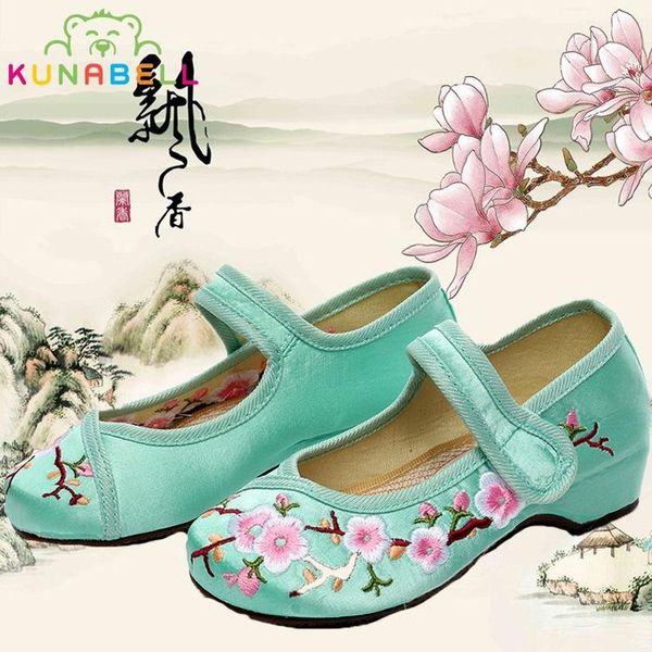 sneakers arrival old peking toddler girls shoes chinese flat heel with flower embroidery comfortable soft canvas ninos kids 171, Black;red
sneakers arrival old peking toddler girls shoes chinese flat heel with flower embroidery comfortable soft canvas ninos kids 171, Black;red