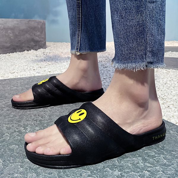 couple classic sandals the new slipper fashion slipper slides casual mens badslippers platform slippers trend non-slip, Black
couple classic sandals the new slipper fashion slipper slides casual mens badslippers platform slippers trend non-slip, Black