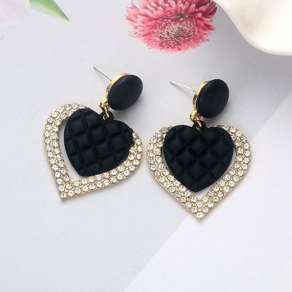 stud retro black peach heart earrings 2021 fashion temperament design atmosphere women's net red, Golden;silver
stud retro black peach heart earrings 2021 fashion temperament design atmosphere women's net red, Golden;silver