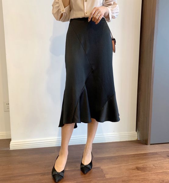 skirts 1300 + three-dimensional cutting multi piece splicing gut k wrinkled material intellectual a-shaped fishtail skirt on the cabinet, Black
skirts 1300 + three-dimensional cutting multi piece splicing gut k wrinkled material intellectual a-shaped fishtail skirt on the cabinet, Black