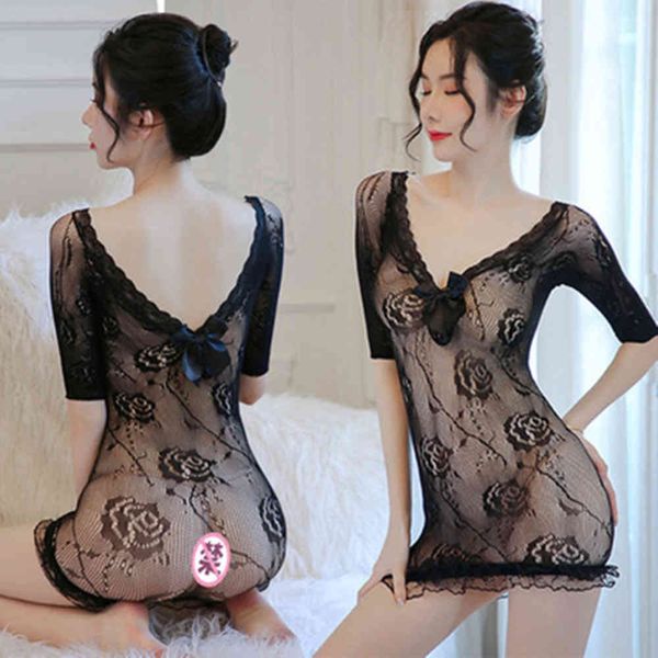 stockings guanyun lingerie female lace out rose hip wrap short silk large pajamas, Black;white
stockings guanyun lingerie female lace out rose hip wrap short silk large pajamas, Black;white