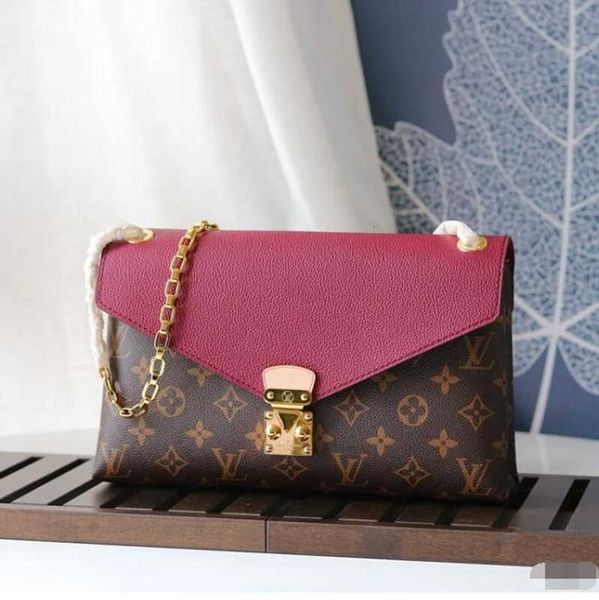 bags brand designer luxury m41200 2020 spring shoulder and summer women's bag new chain bag totes handbags iconic handles cross body ba
bags brand designer luxury m41200 2020 spring shoulder and summer women's bag new chain bag totes handbags iconic handles cross body ba