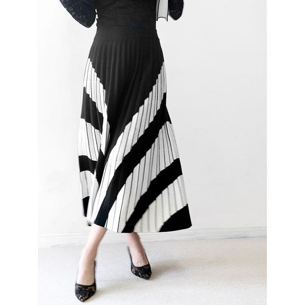 skirts women the line plied with high-waisted mesh long elegant femme phallus female black white skirt 7bvb
skirts women the line plied with high-waisted mesh long elegant femme phallus female black white skirt 7bvb