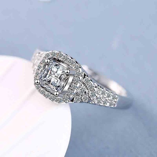 wedding rings luxury square dazzling cz zircon for women full mosaic shiny crystal ring female birthday anniversary jewelry gift, Slivery;golden
wedding rings luxury square dazzling cz zircon for women full mosaic shiny crystal ring female birthday anniversary jewelry gift, Slivery;golden