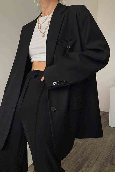 2021 spring and autumn black suit coat women's senior design sense of niche silhouette oversize trend, White;black
2021 spring and autumn black suit coat women's senior design sense of niche silhouette oversize trend, White;black