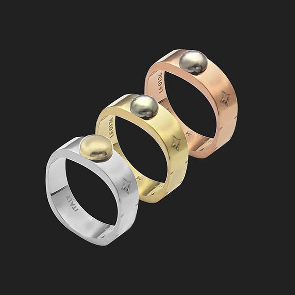 luxury designer jewelry and men and women rings with monogrammed square print fourleaf flower round nail rings for valentine day, Silver
luxury designer jewelry and men and women rings with monogrammed square print fourleaf flower round nail rings for valentine day, Silver