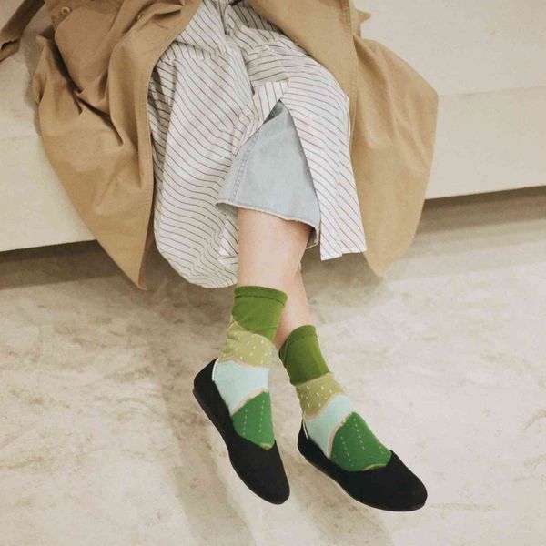 hosiery sock spring and summer korean socks glas's middle tube pile curled stockings, Black;white
hosiery sock spring and summer korean socks glas's middle tube pile curled stockings, Black;white