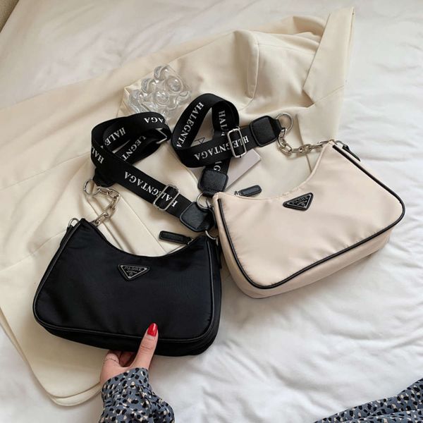bag female 2021 summer leisure fashion brand women's single shoulder bag korean version ins simple msenger
bag female 2021 summer leisure fashion brand women's single shoulder bag korean version ins simple msenger