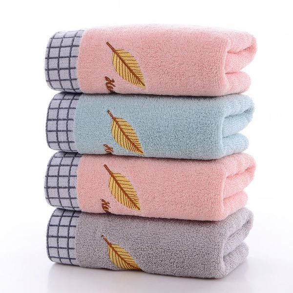 towel 2pcs gold leaf pattern embroidery cotton custom-made pure 32 strand gift knitted plain dyed
towel 2pcs gold leaf pattern embroidery cotton custom-made pure 32 strand gift knitted plain dyed