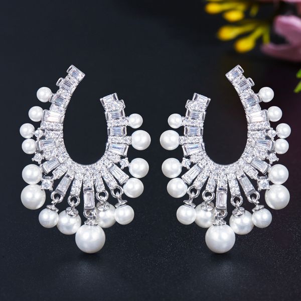 fashion pearl jewelry brand s925 silver needle microearring back inlaid zircon hollow out luxury wedding party gift women earrings, White
fashion pearl jewelry brand s925 silver needle microearring back inlaid zircon hollow out luxury wedding party gift women earrings, White