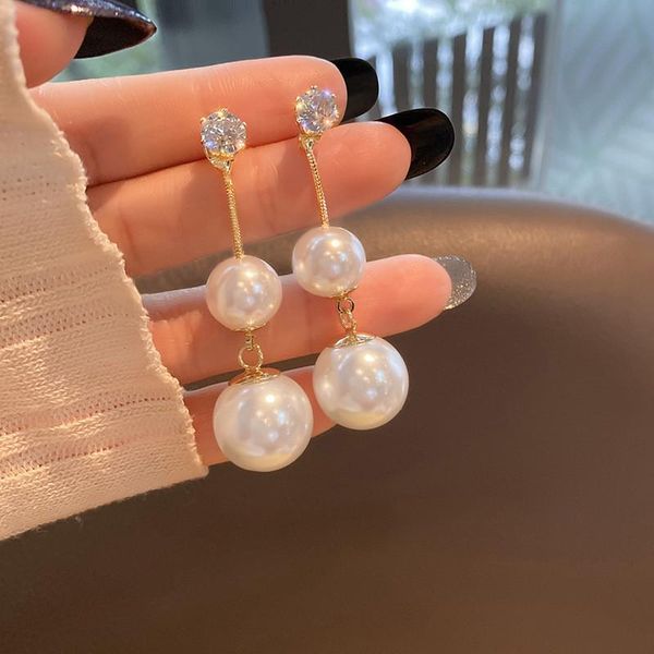 fashion retro shiny crystal imitation pearl long pendant earrings for woman korea simple statement jewelry gifts dangle & chandelier, Silver
fashion retro shiny crystal imitation pearl long pendant earrings for woman korea simple statement jewelry gifts dangle & chandelier, Silver