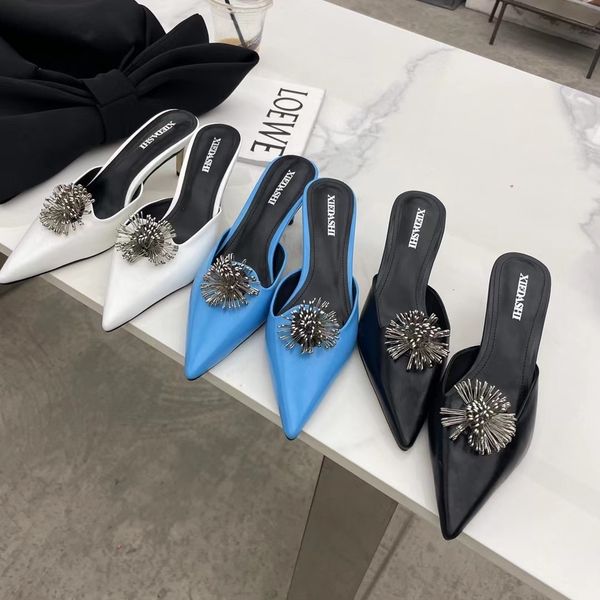 slippers pointed toe women shallow slip on mules shoes thin high heels blue/black/white flower rivet design casual pump vlgu
slippers pointed toe women shallow slip on mules shoes thin high heels blue/black/white flower rivet design casual pump vlgu