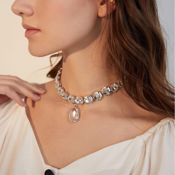 chokers retro large tear charm necklace women's luxury crystal rhinestone wedding jewelry, Golden;silver
chokers retro large tear charm necklace women's luxury crystal rhinestone wedding jewelry, Golden;silver