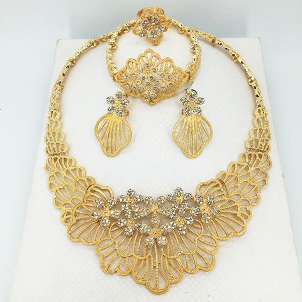 earrings & necklace bridal gift nigerian wedding african beads jewelry set brand woman fashion dubai gold color wholesale design, Silver
earrings & necklace bridal gift nigerian wedding african beads jewelry set brand woman fashion dubai gold color wholesale design, Silver