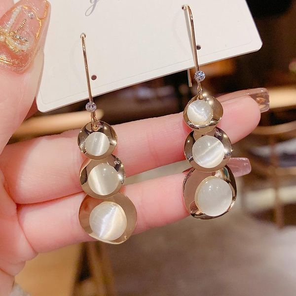 stud 2021 spring metal disc opal pendant earrings female personality temperament fashion birthday party ear jewelry, Golden;silver
stud 2021 spring metal disc opal pendant earrings female personality temperament fashion birthday party ear jewelry, Golden;silver