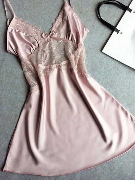 women's sleepwear summer silk satin night dress women sleeveless nighties v-neck nightgown fashion nightdress lace nightwear 2021, Black;red
women's sleepwear summer silk satin night dress women sleeveless nighties v-neck nightgown fashion nightdress lace nightwear 2021, Black;red