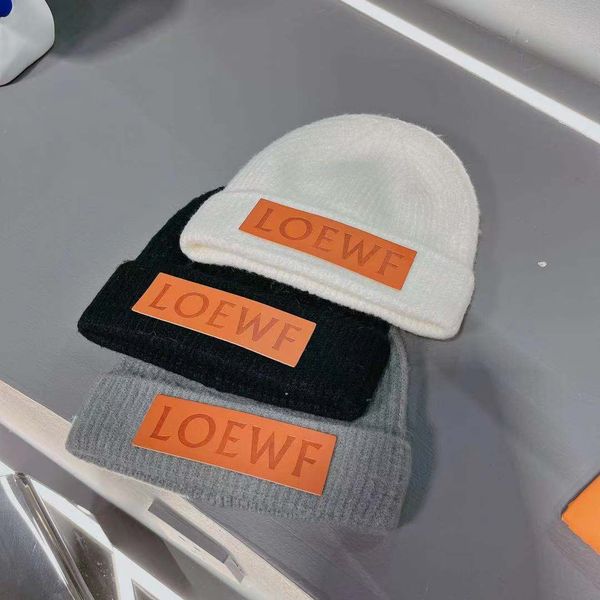 factory wholesale 50% off fashion leather label letter wool hat women's autumn and winter warm ear protection solid color knitted hat c, Blue;gray
factory wholesale 50% off fashion leather label letter wool hat women's autumn and winter warm ear protection solid color knitted hat c, Blue;gray