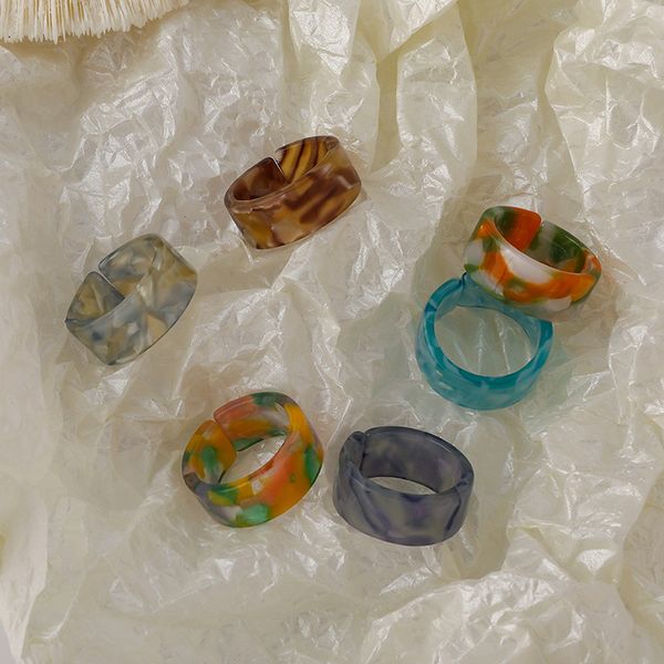 acetate plate band rings retro niche design sense acrylic resin blooming open joint-ring female simple fashion personality smooth wide side, Silver
acetate plate band rings retro niche design sense acrylic resin blooming open joint-ring female simple fashion personality smooth wide side, Silver