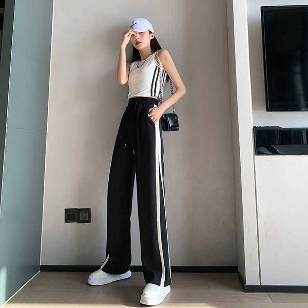 ice silk wide leg pants women's high waist feeling 2021 summer loose straight thin sports casual floor, Black;white
ice silk wide leg pants women's high waist feeling 2021 summer loose straight thin sports casual floor, Black;white