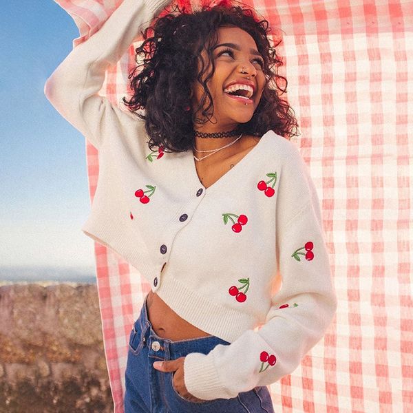 shestyle 2021 autumn sweater pink white v neck button up casual loose crop cherry printed coat knitted cardigans streetwearin, Black;white
shestyle 2021 autumn sweater pink white v neck button up casual loose crop cherry printed coat knitted cardigans streetwearin, Black;white
