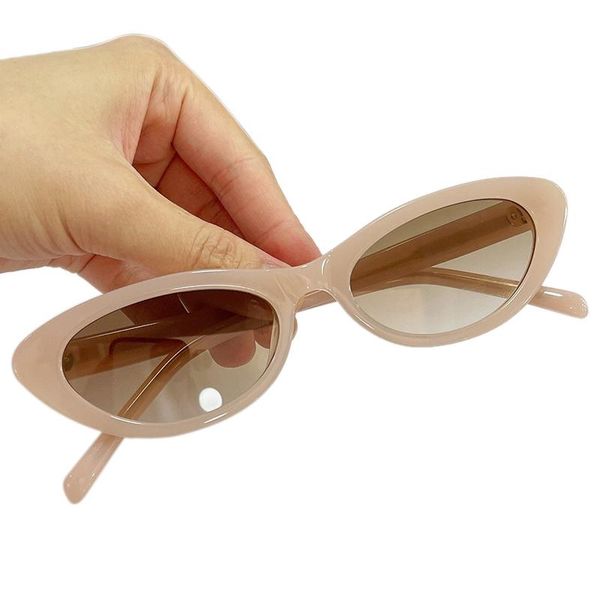 sunglasses vintage cateye women retro small cat eye sun glasses brand designer colorful eyewear for female, White;black
sunglasses vintage cateye women retro small cat eye sun glasses brand designer colorful eyewear for female, White;black