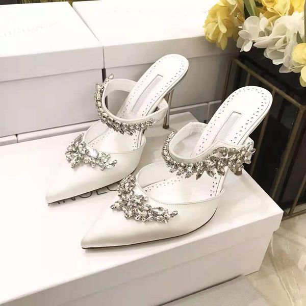 italy shoes lurum pumps party crystal leaves embellished white satin mules fashion season catwalk wedding, Black
italy shoes lurum pumps party crystal leaves embellished white satin mules fashion season catwalk wedding, Black