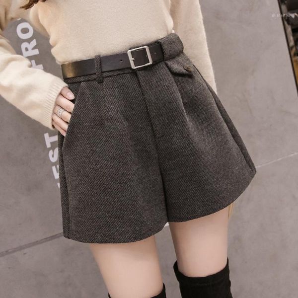 women's shorts woolen wide leg women autumn and winter 2021 high waist modis black short feminino send belt, White;black
women's shorts woolen wide leg women autumn and winter 2021 high waist modis black short feminino send belt, White;black