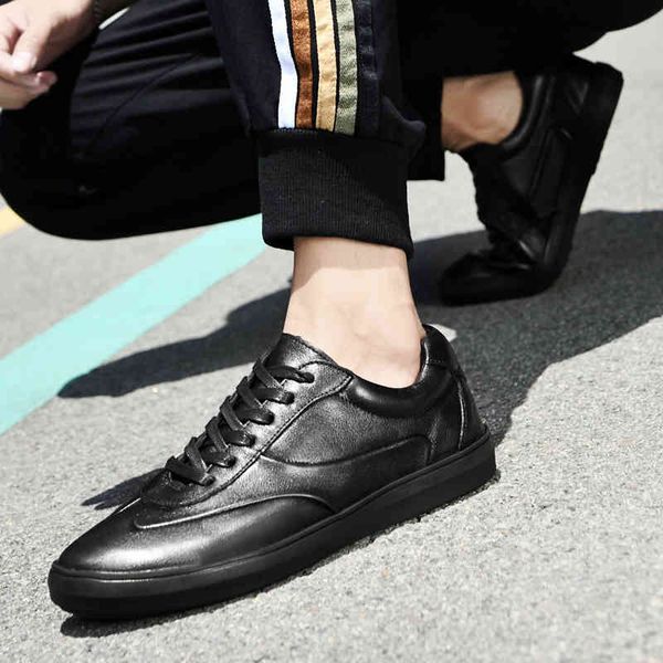 dress shoes 2021 spring/summer genuine leather casual fashion all-match explosion style flat black sneakers male footwear 1mv0
dress shoes 2021 spring/summer genuine leather casual fashion all-match explosion style flat black sneakers male footwear 1mv0