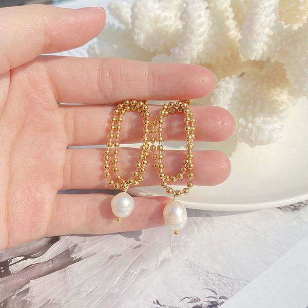 charm alloy pearl stud earring female ornaments gift earrings jewelry women gifts with box, Golden;silver
charm alloy pearl stud earring female ornaments gift earrings jewelry women gifts with box, Golden;silver