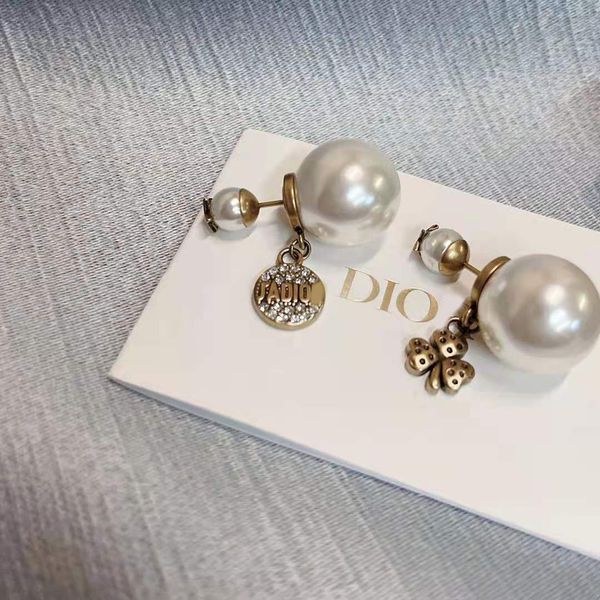 luxury jewelry diamond pearl earrings fashion irregular trend earrings women's jewelry, Golden
luxury jewelry diamond pearl earrings fashion irregular trend earrings women's jewelry, Golden