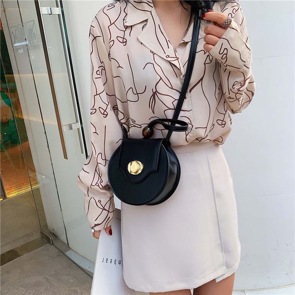 2020 new luxury zero more circular crossbody bags for women purses handbags fashion shoulder messenger bag
2020 new luxury zero more circular crossbody bags for women purses handbags fashion shoulder messenger bag