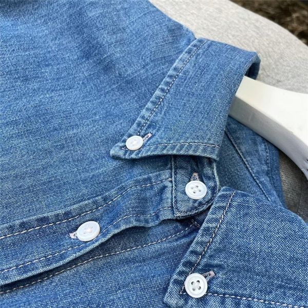 women's blouses & shirts autumn two pockets single breasted casual denim fabric women shirt, White
women's blouses & shirts autumn two pockets single breasted casual denim fabric women shirt, White