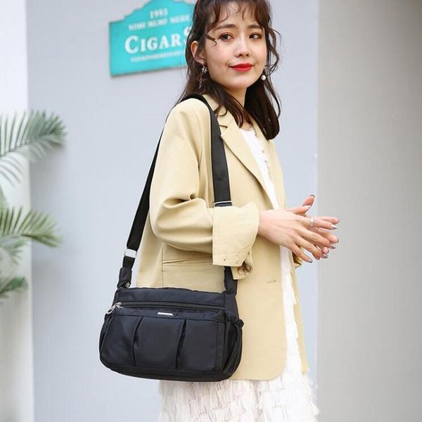 borse da donna women messenger bag nylon waterproof large capacity shoulder crossbody bags portable solid zipper
borse da donna women messenger bag nylon waterproof large capacity shoulder crossbody bags portable solid zipper