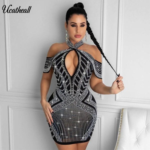 stand collar back zipper drop shoulder dress bandage geometric drilling bodycon celebrity party club vestidos casual dresses, Black;gray
stand collar back zipper drop shoulder dress bandage geometric drilling bodycon celebrity party club vestidos casual dresses, Black;gray