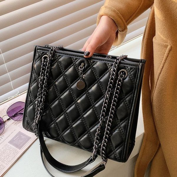 shoulder bags black chain for women 2021 style fashion ladies crossbody luxury handbags designer trending underarm bag
shoulder bags black chain for women 2021 style fashion ladies crossbody luxury handbags designer trending underarm bag