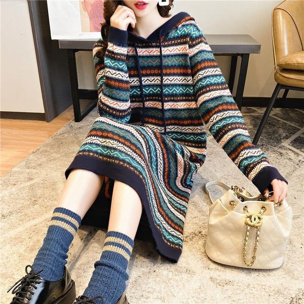 mid-length autumn and winter retro ethnic stripes over the knee plus velvet thick loose long-sleeved hooded pullover woolen coat women', White;black
mid-length autumn and winter retro ethnic stripes over the knee plus velvet thick loose long-sleeved hooded pullover woolen coat women', White;black